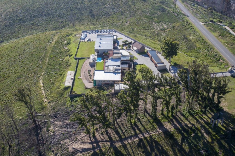 Commercial Property for Sale in Uitzicht Western Cape